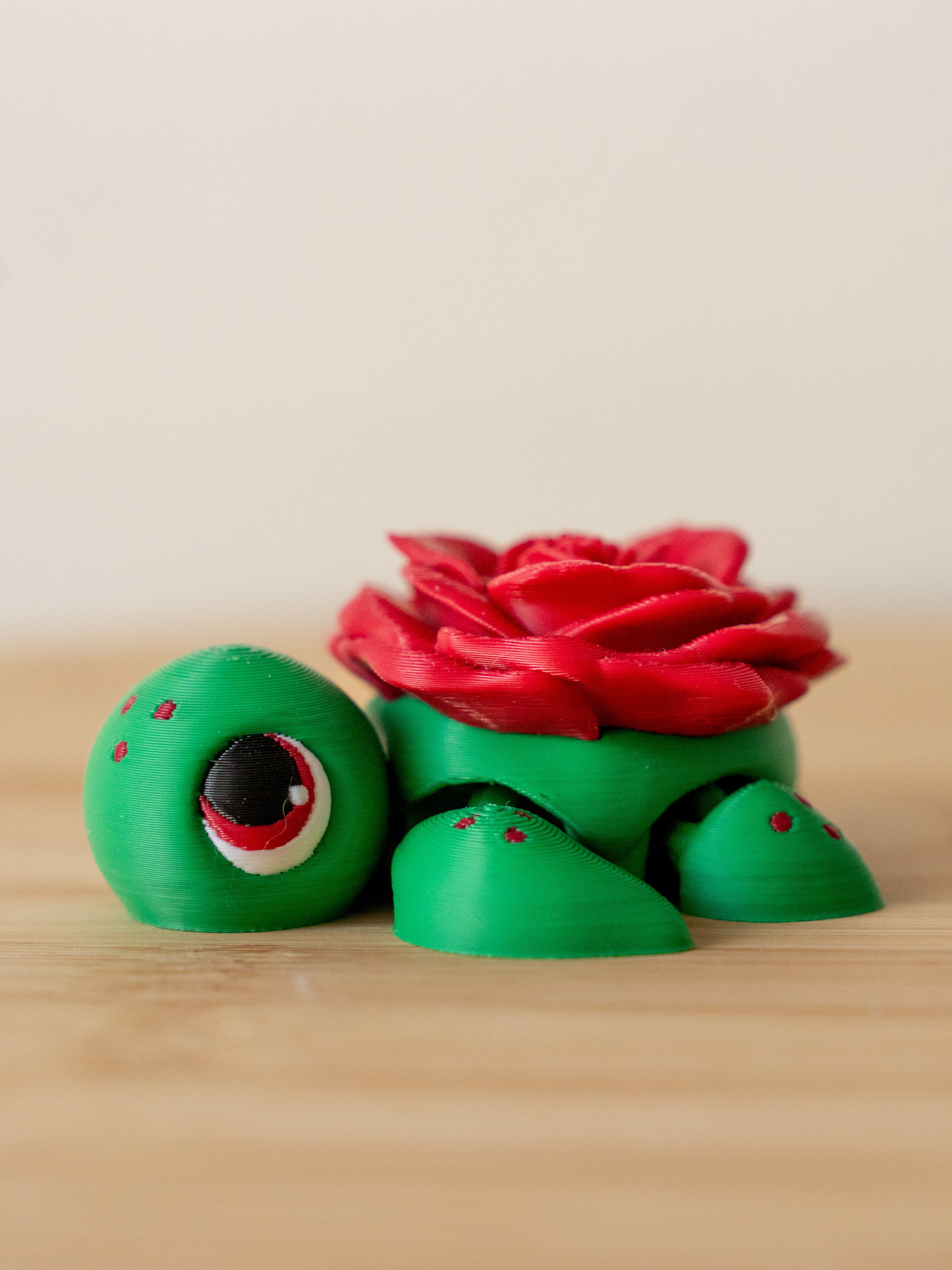 Rose Turtle 3D Printed Fidget Toy | Flexi Turtle with Red Rose | Cute Sensory Desk Toy | Flower Lover Gift